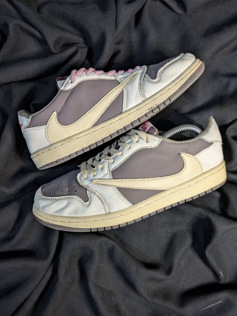 Travis Scott reverse mocha