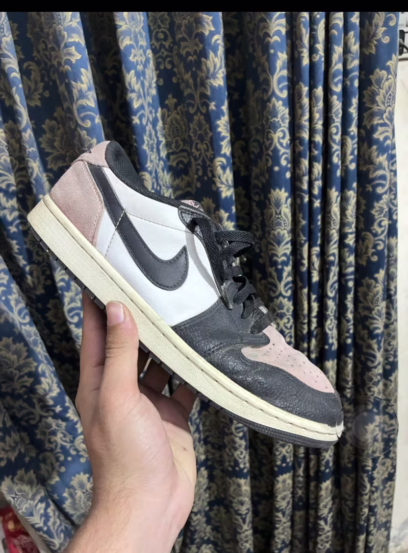 Jordan 1 low bleached coral