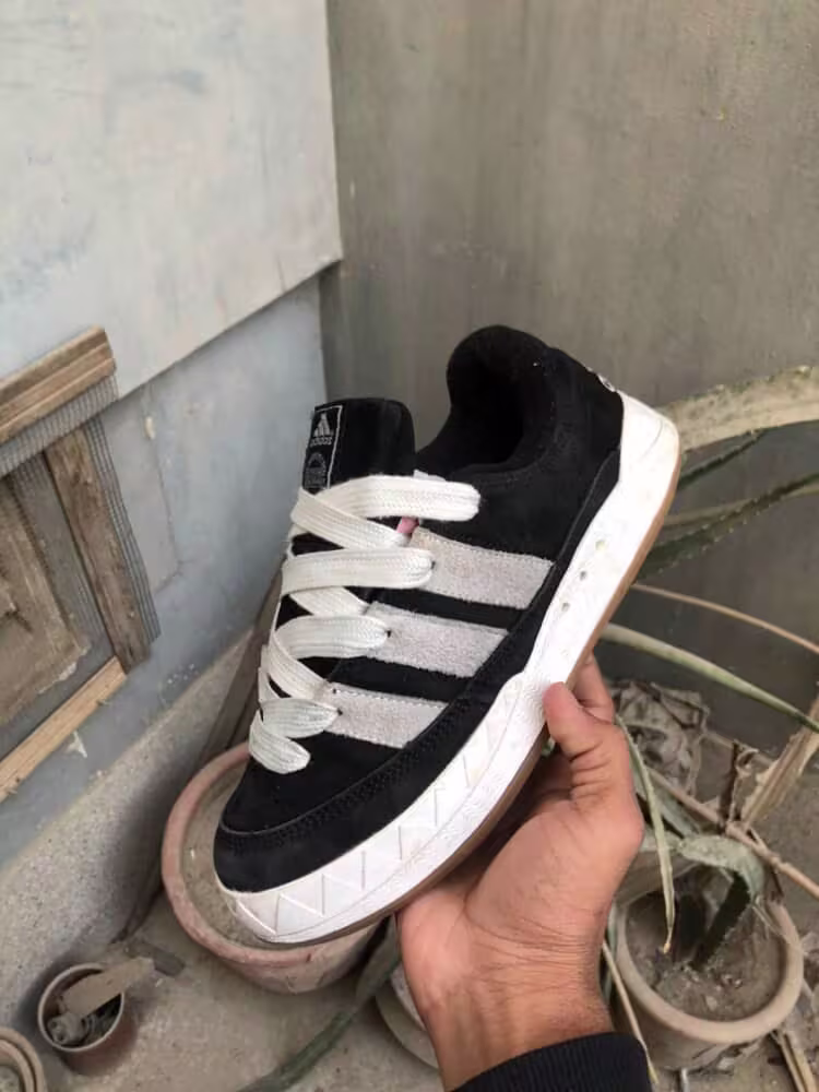 Adidas comfy