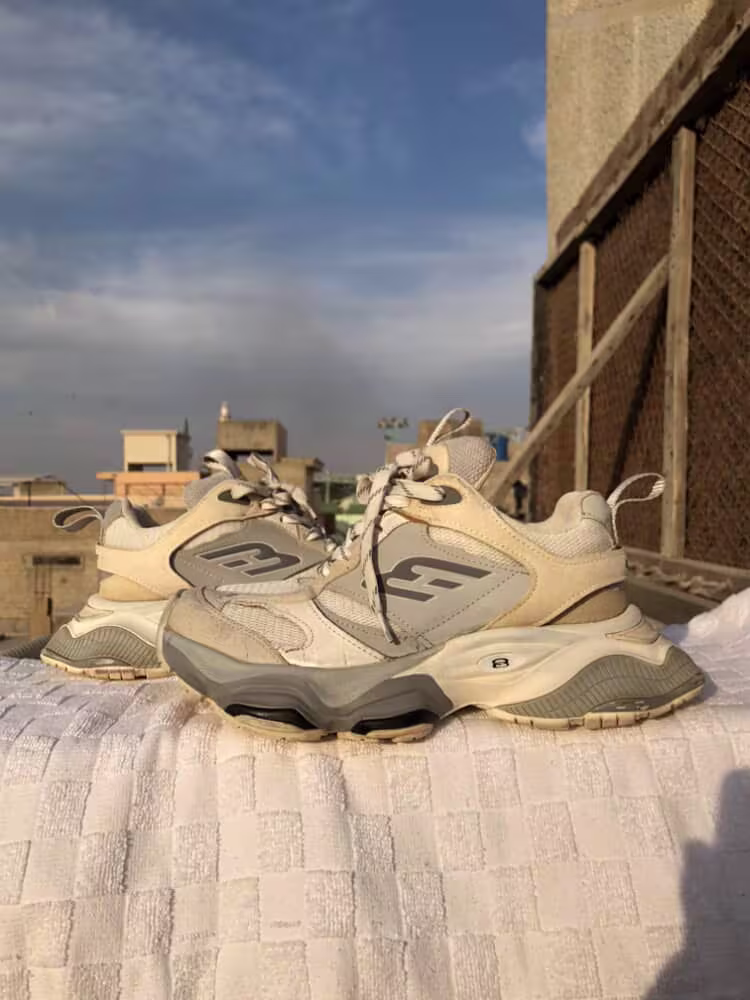 Balenciaga cargo reps